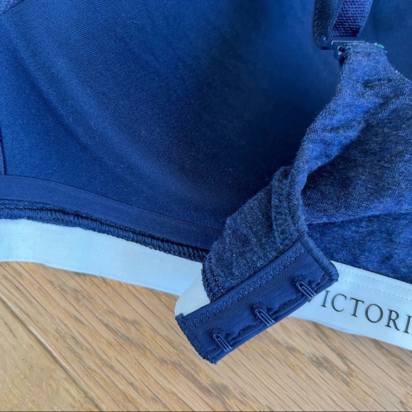 Victorias Secret T-shirt Wireless Bra - Picture 11 of 13